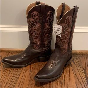 Ariat leather 8.5b brown cowboy boots